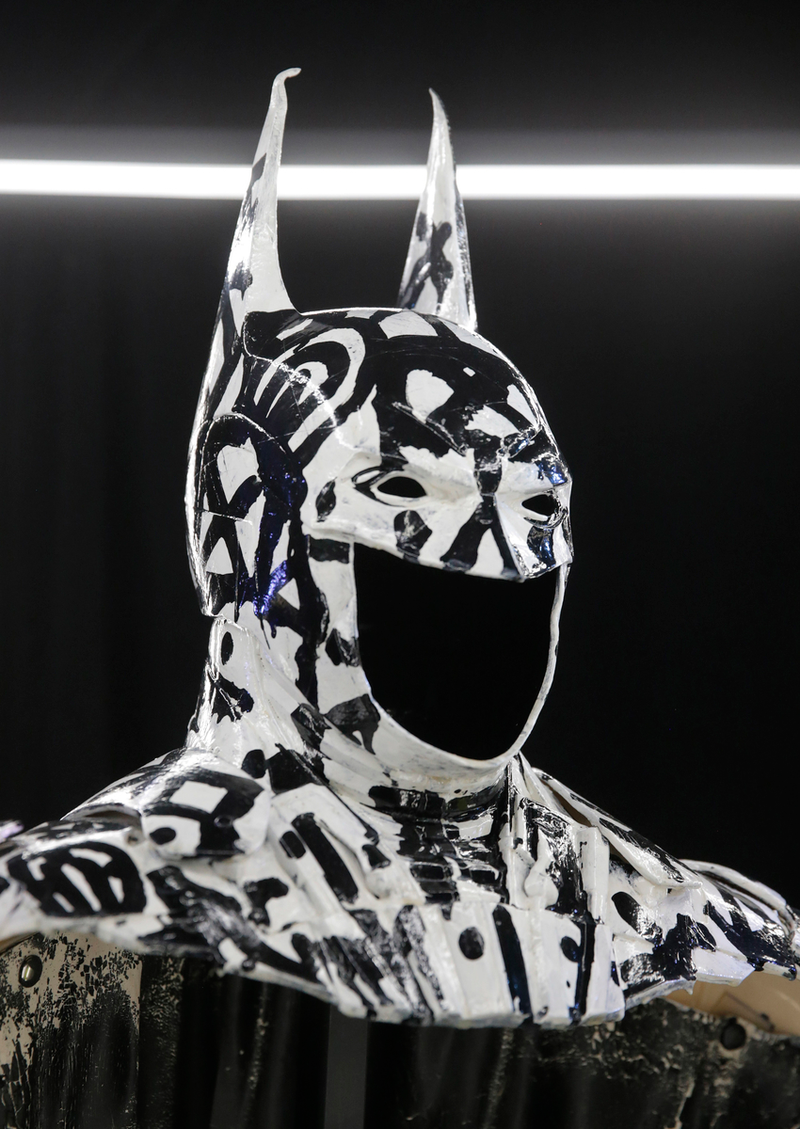 Illustration for article titled El mítico traje de Batman, reimaginado por decenas de artistas